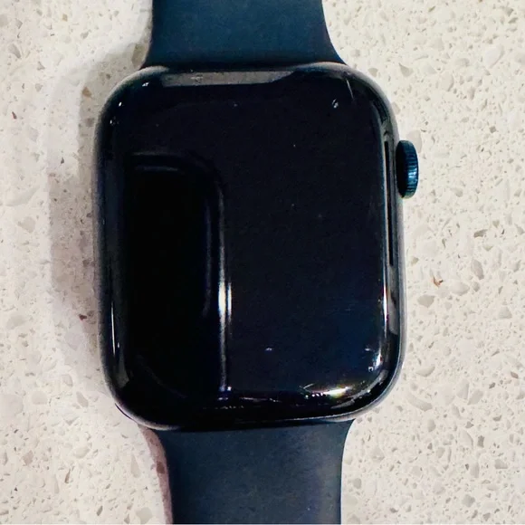 Apple Watch Series 8 Midnight 45MM - Picture 2 of 8